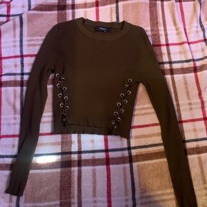 Crop top long sleeve shirt
